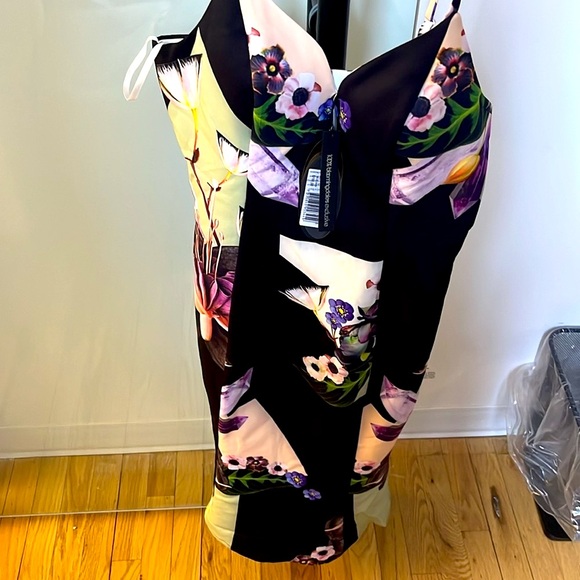 NWT Bariano Australia dress size Large - Picture 2 of 5